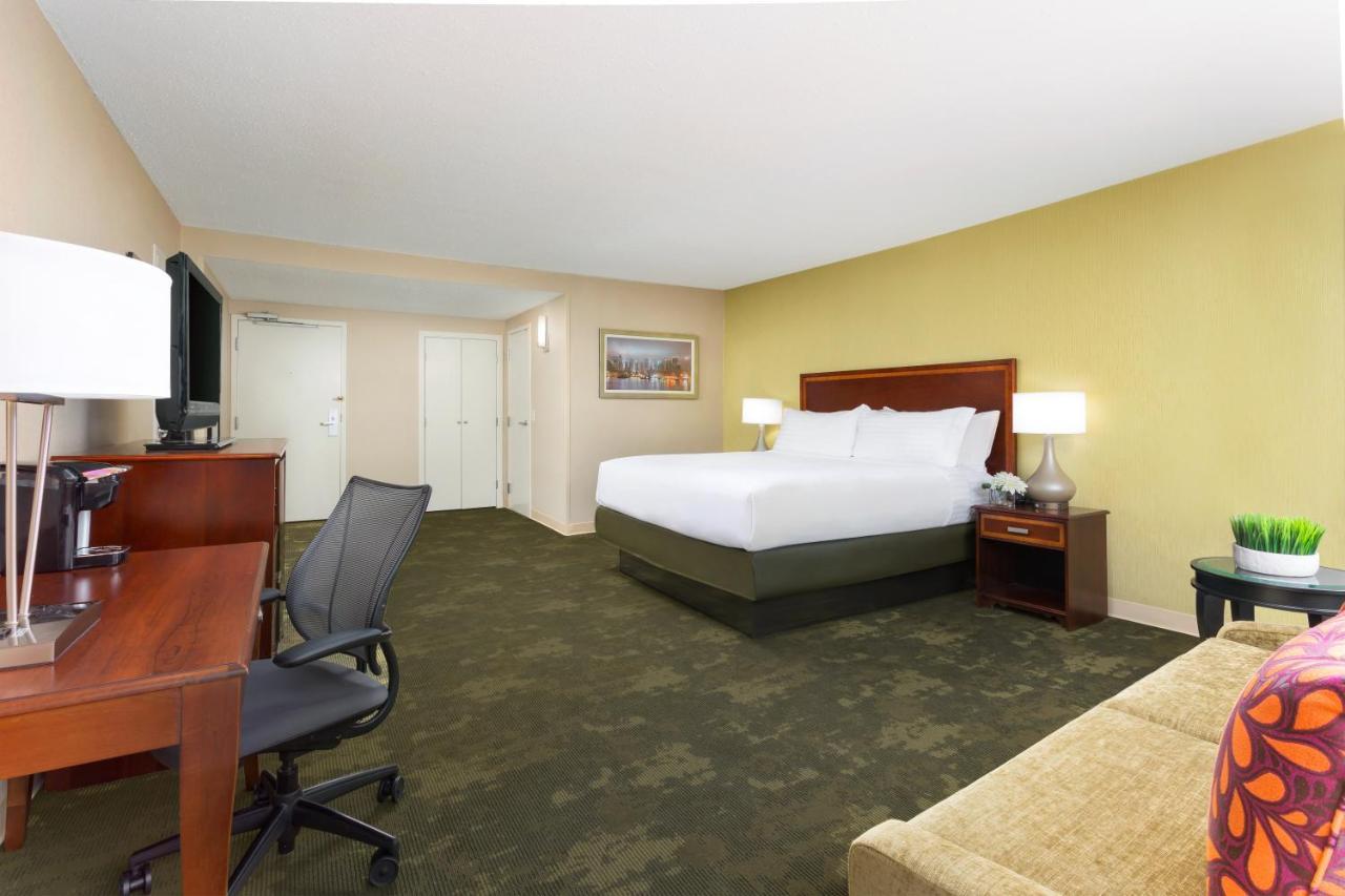 Holiday Inn Secaucus Meadowlands Стая снимка