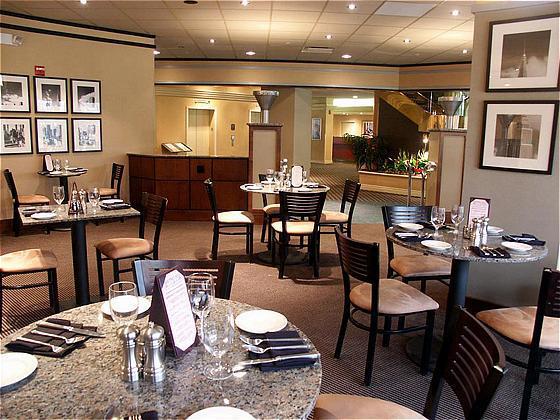 Holiday Inn Secaucus Meadowlands Ресторант снимка