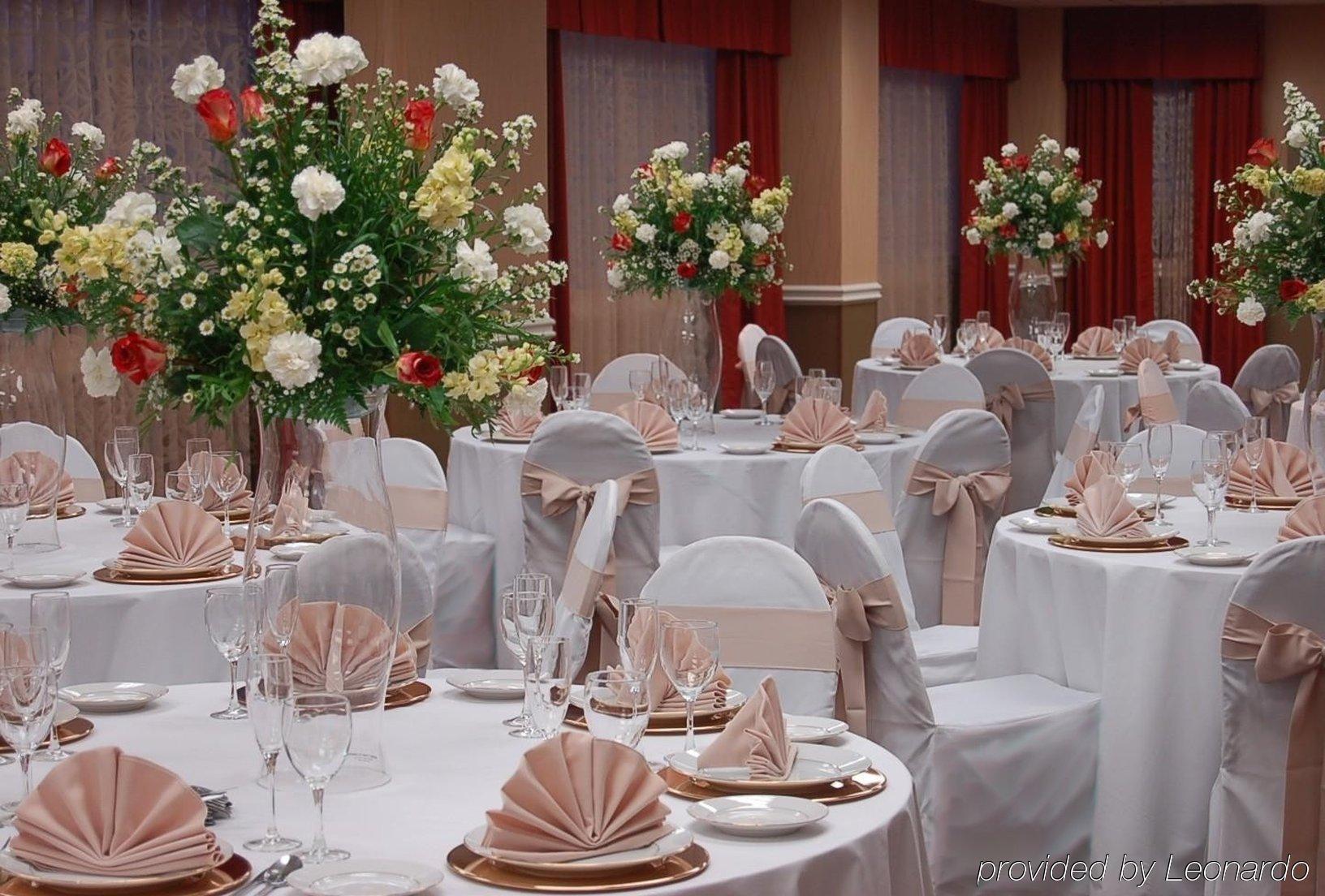 Holiday Inn Secaucus Meadowlands Екстериор снимка