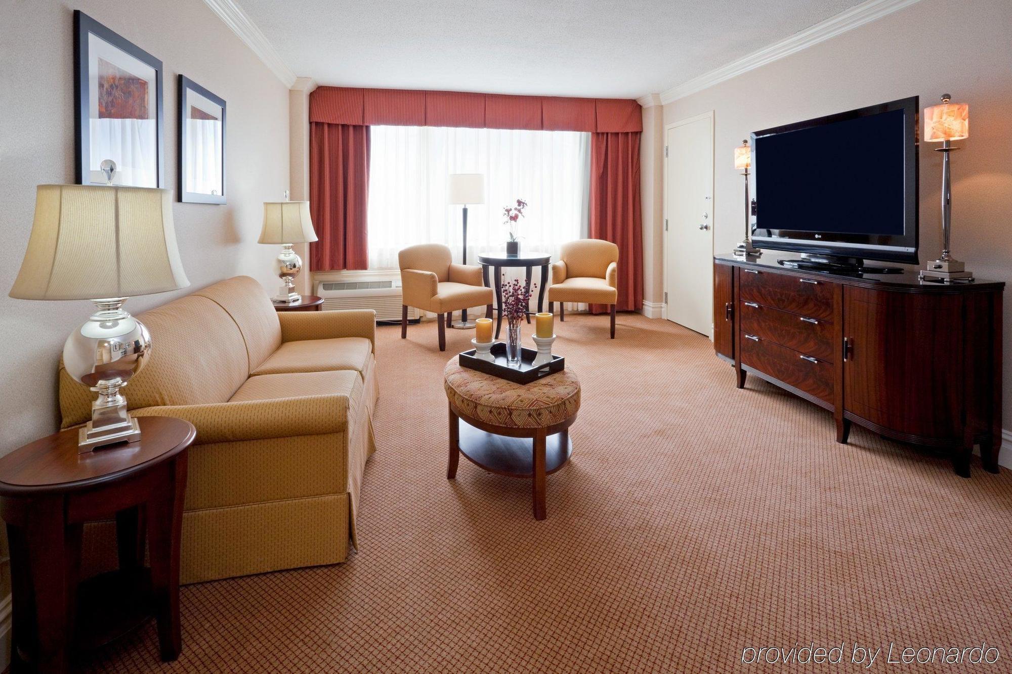 Holiday Inn Secaucus Meadowlands Екстериор снимка