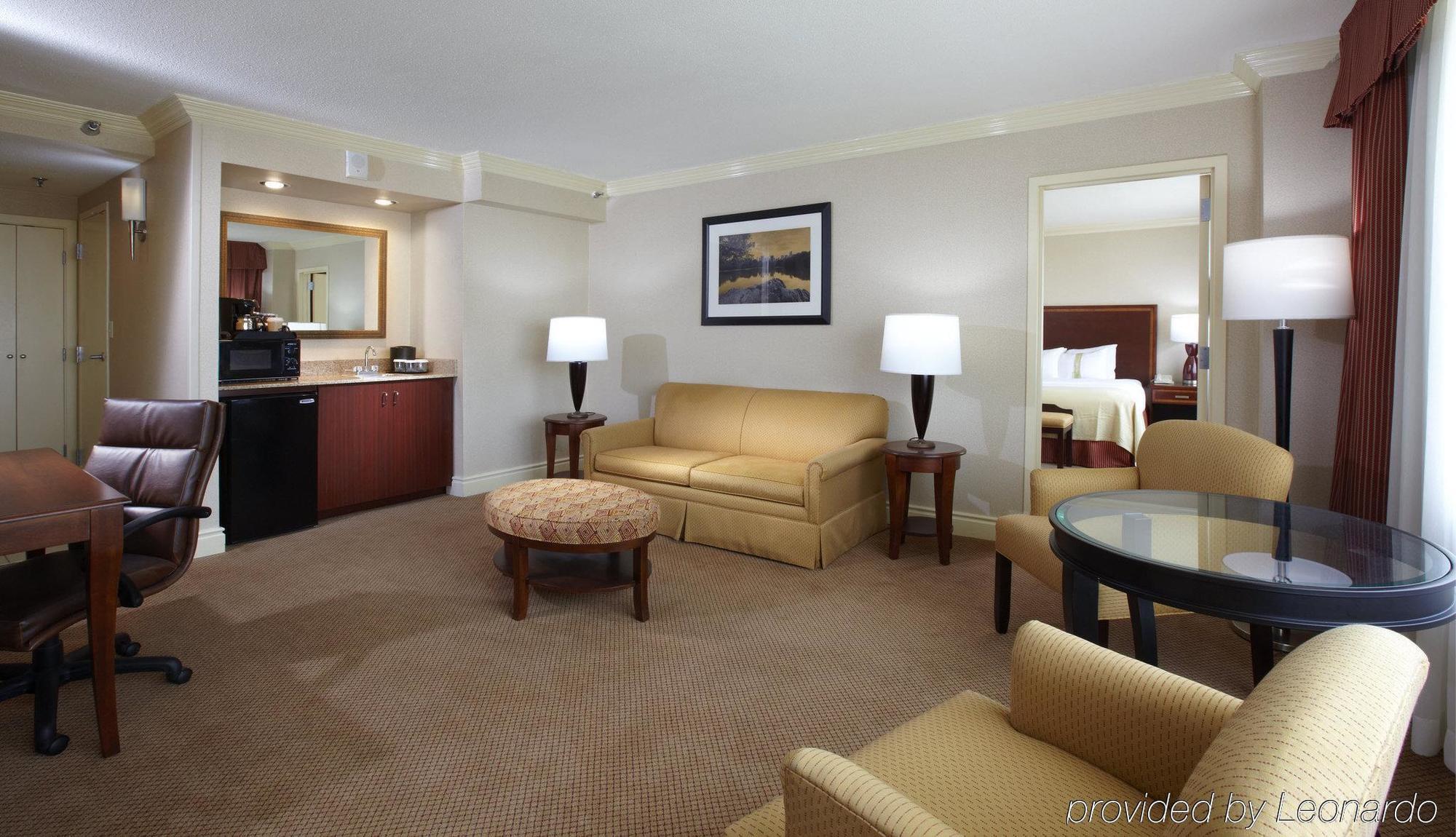 Holiday Inn Secaucus Meadowlands Екстериор снимка