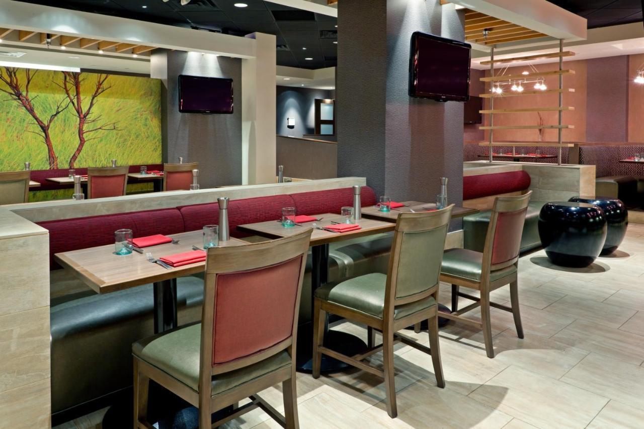 Holiday Inn Secaucus Meadowlands Екстериор снимка