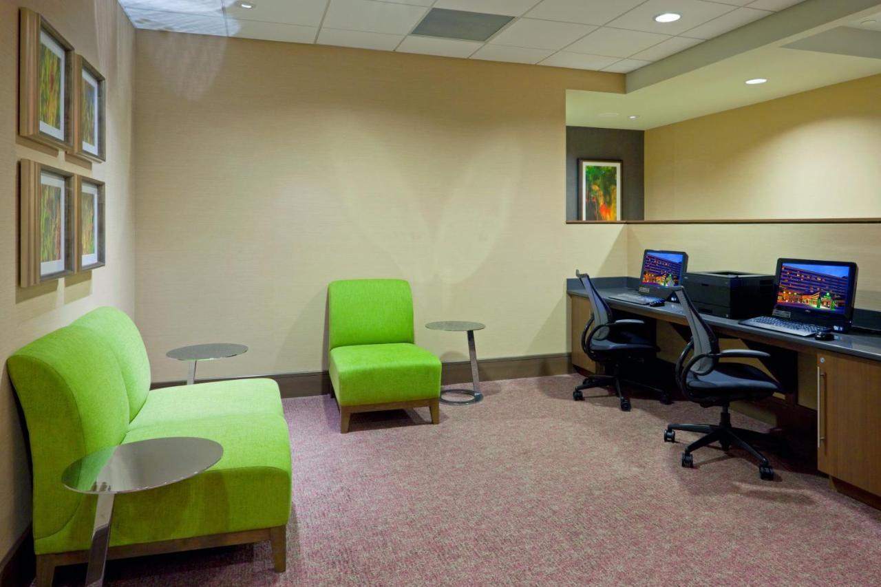 Holiday Inn Secaucus Meadowlands Екстериор снимка