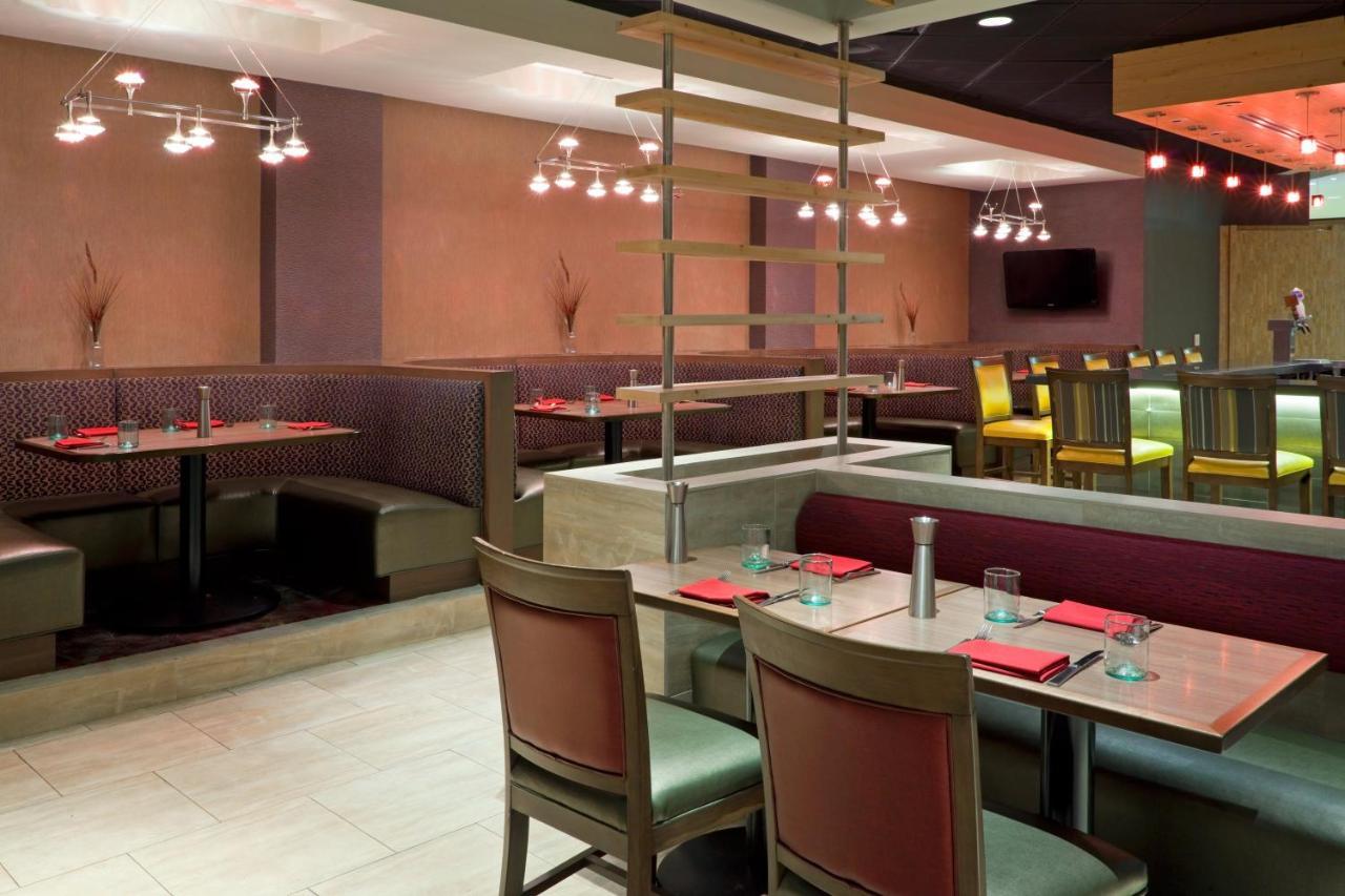 Holiday Inn Secaucus Meadowlands Екстериор снимка
