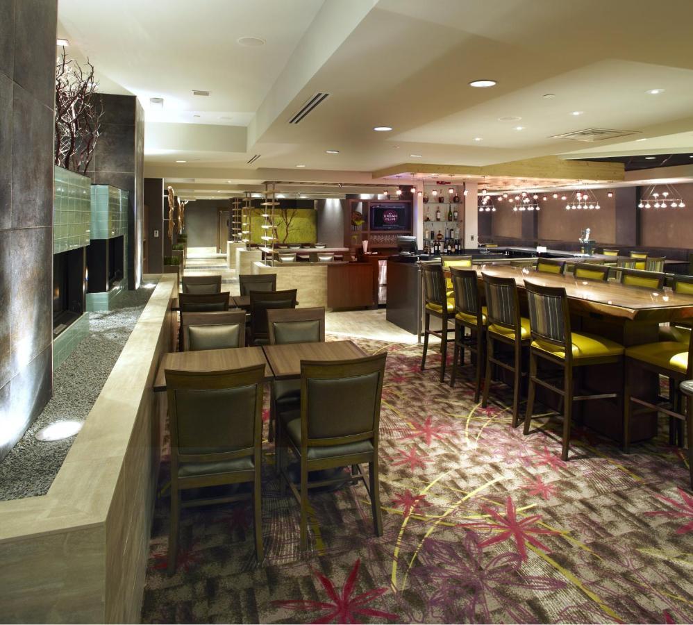 Holiday Inn Secaucus Meadowlands Екстериор снимка